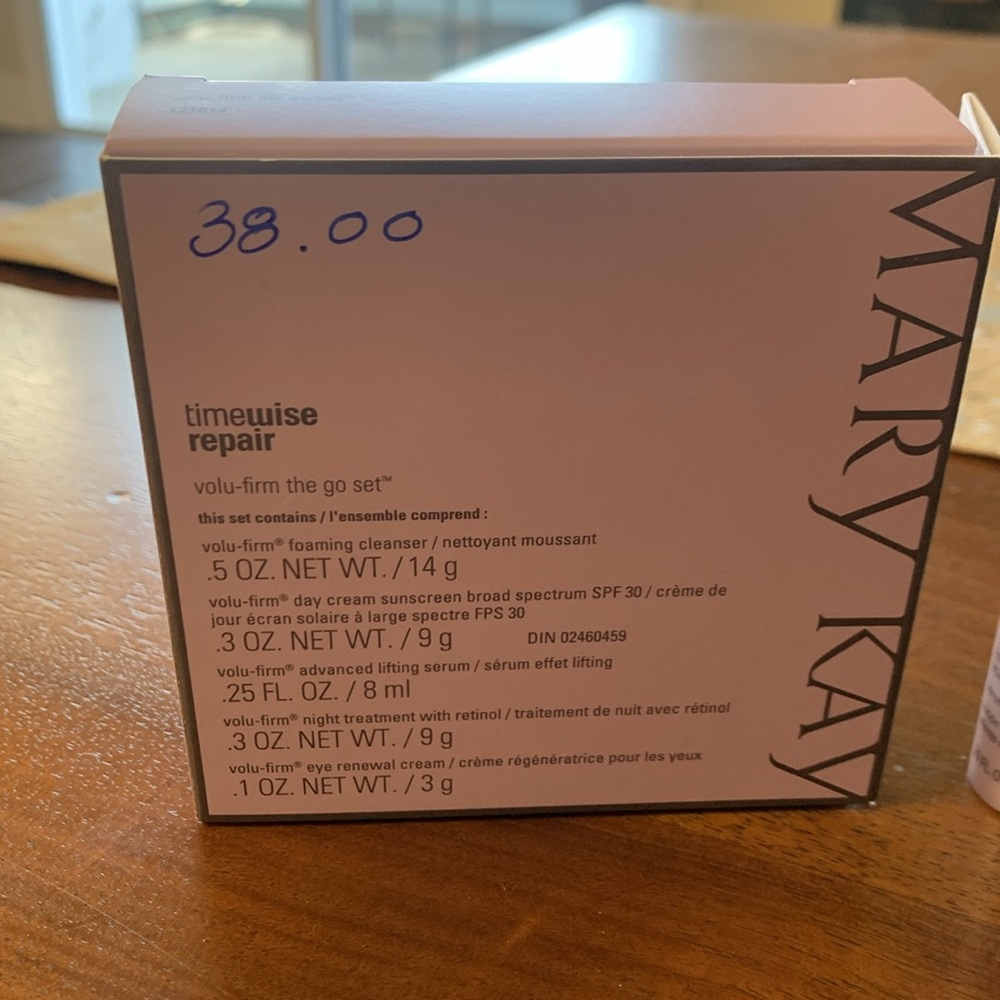 Mary Kay Time wise Repair To Go set